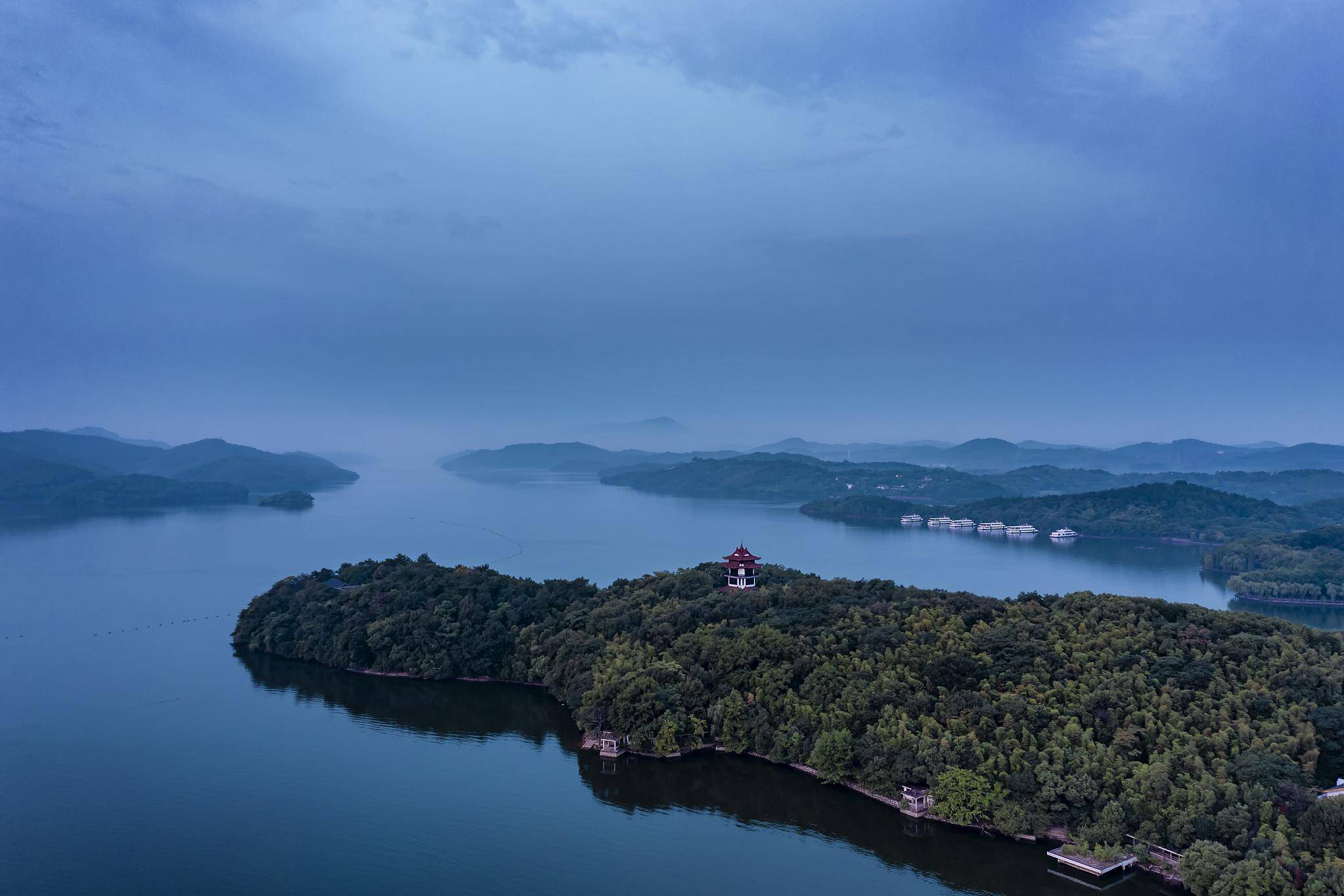 天目湖景區(qū)介紹，自然美景與文化底蘊的完美融合，天目湖景區(qū)，自然美景與文化底蘊的絕佳融合之旅