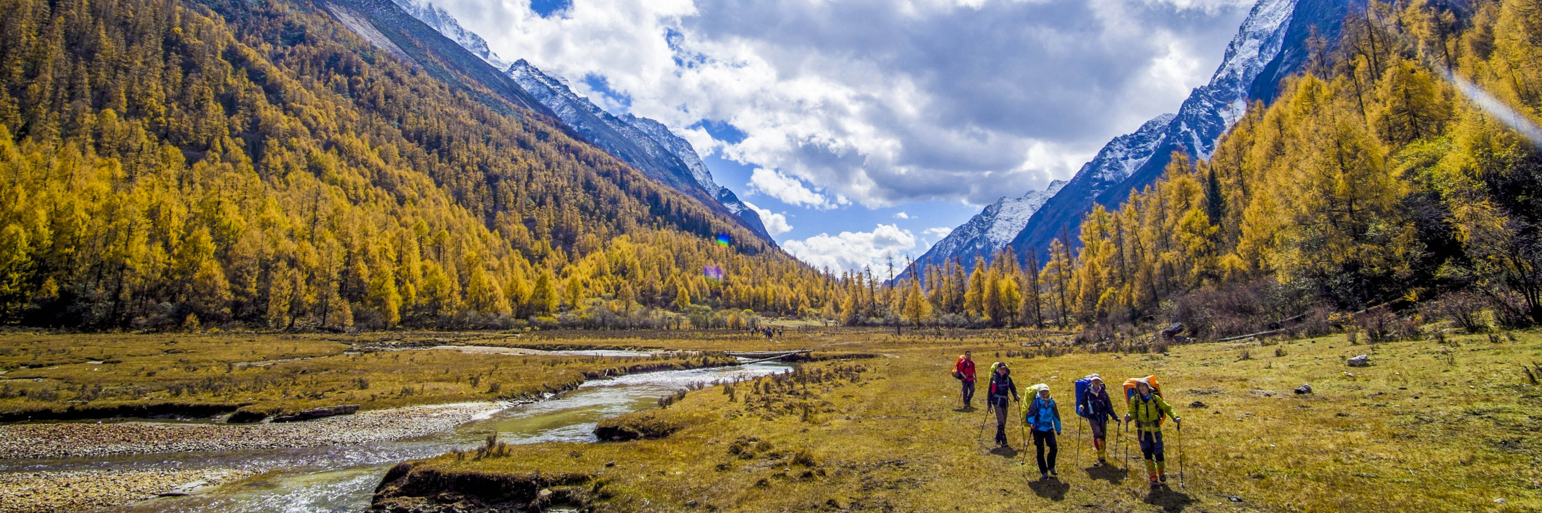 探尋十月最佳旅游勝地，領(lǐng)略無限風(fēng)光美景，十月最佳旅游勝地探秘，領(lǐng)略無限風(fēng)光美景