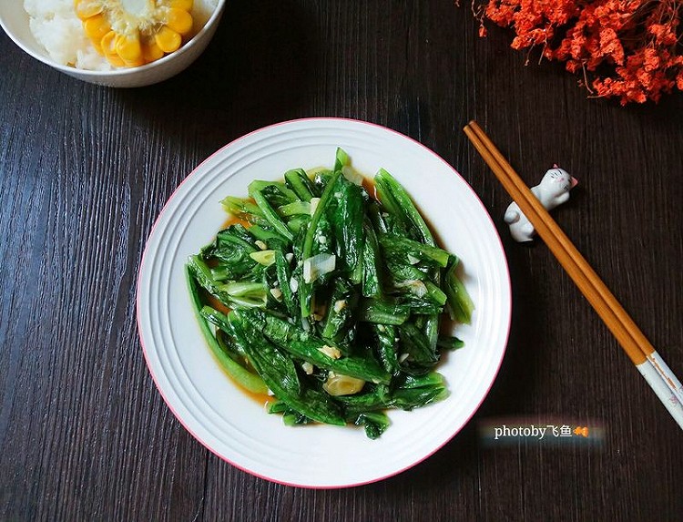 蒜蓉油麥菜的做法，一道美味健康的家常菜品，蒜蓉油麥菜，家常美味健康菜品做法