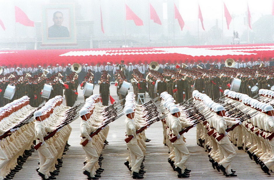 最震撼的閱兵，回顧1984年的壯麗瞬間，「壯麗瞬間！回顧1984年閱兵史上的震撼時刻」