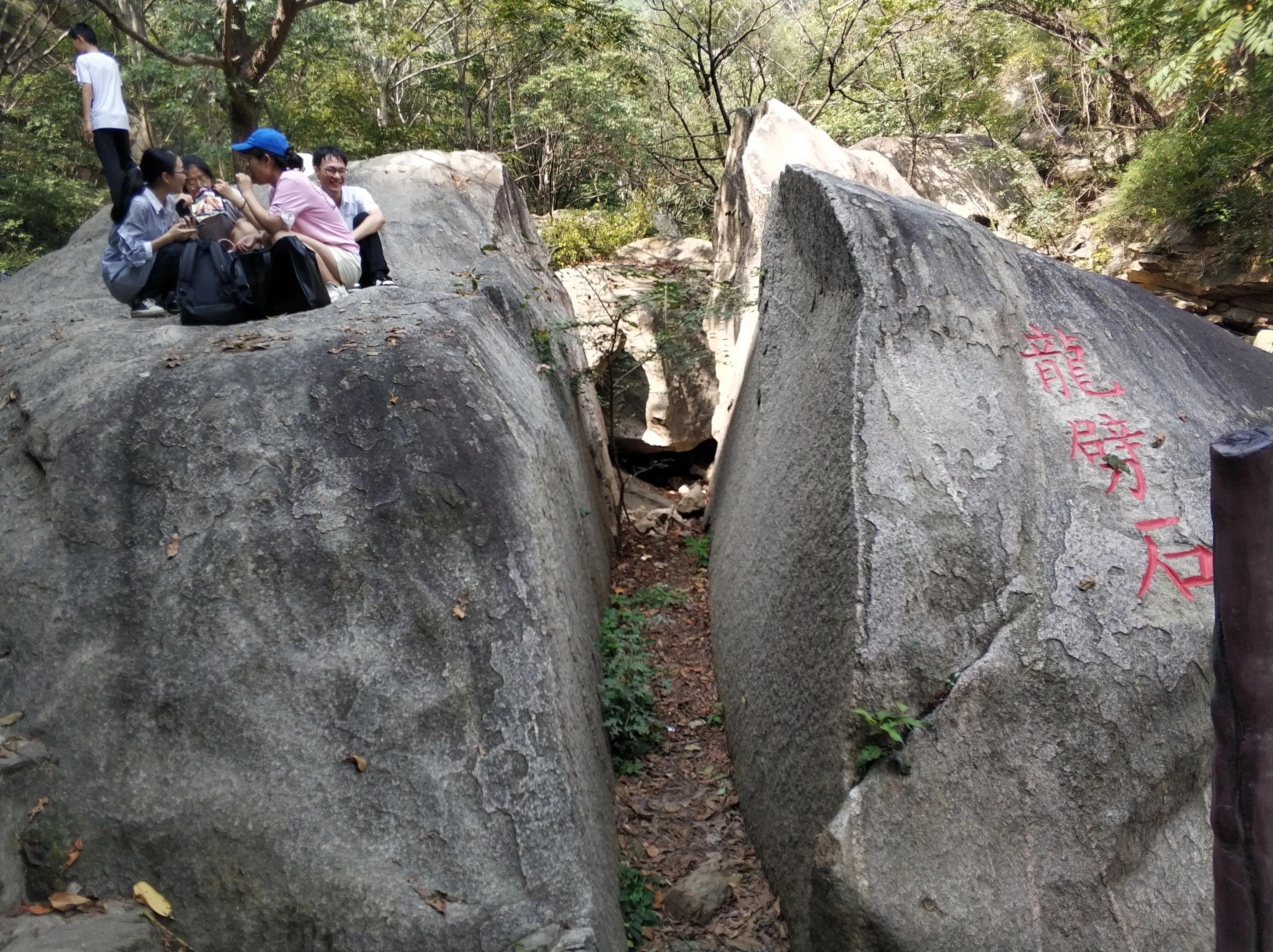 密云黑龍?zhí)讹L(fēng)景區(qū)，自然之韻，探險之旅，密云黑龍?zhí)讹L(fēng)景區(qū)，自然探險之旅的魅力體驗